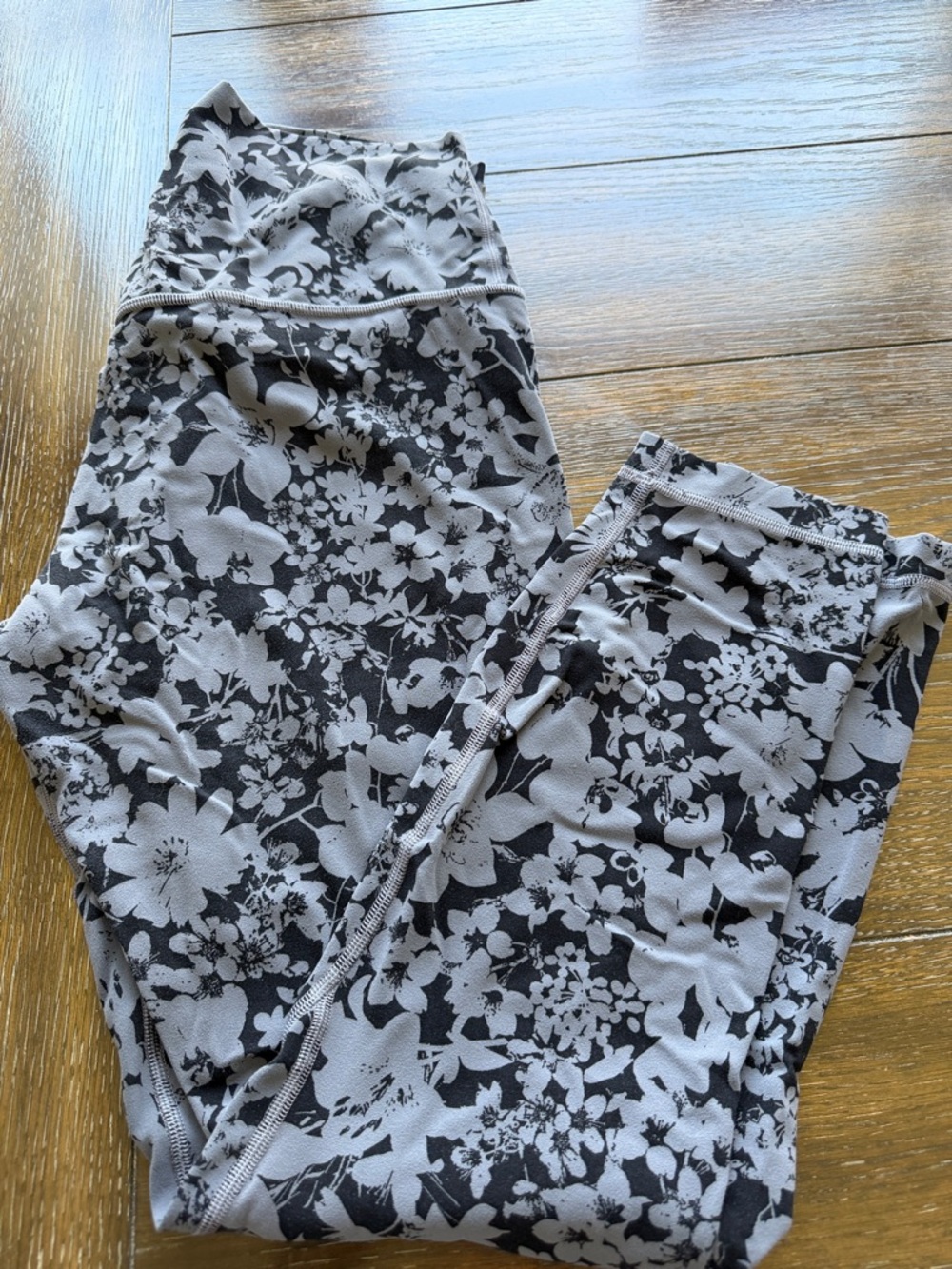 lululemon athletica Black & GreyFloral Leggings-Align 25”